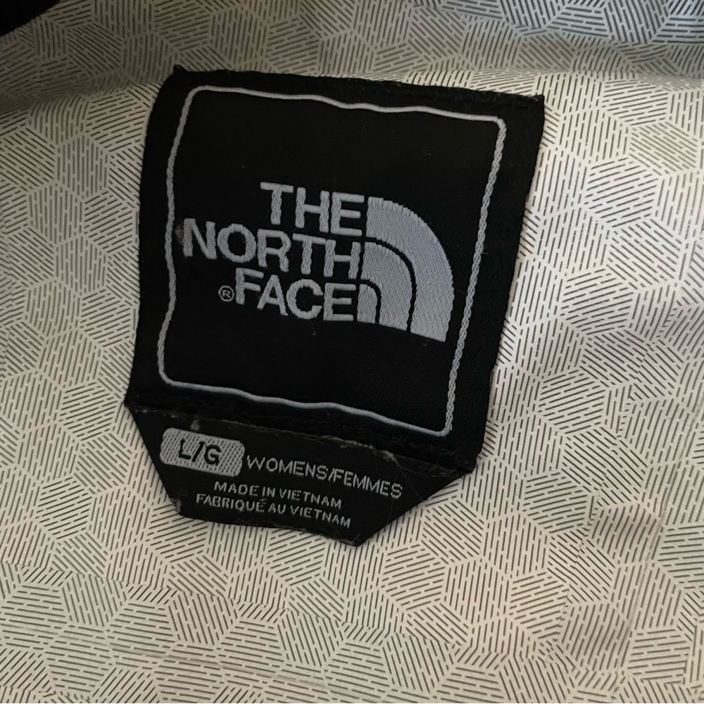 The North Face DryVent Waterproof Jacket - Picture 9 of 9